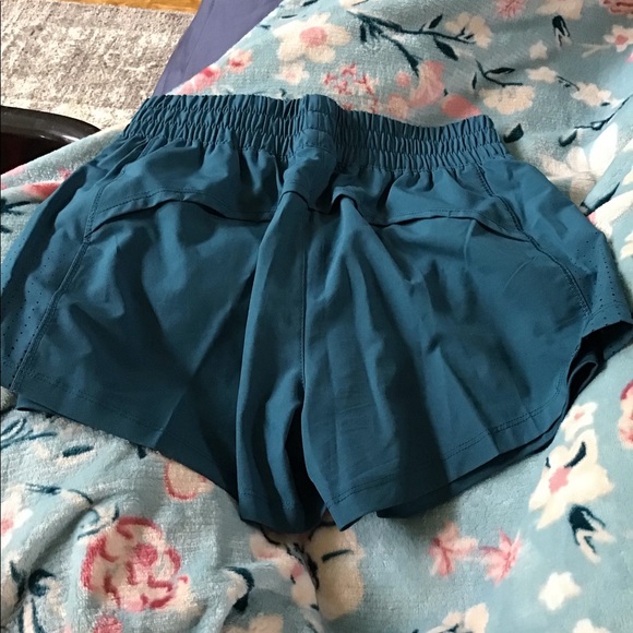 Worn once - Picture 3 of 3